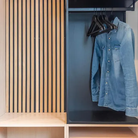 Kerlarros Clim Et Parking Face Gare Et Port Appartamento