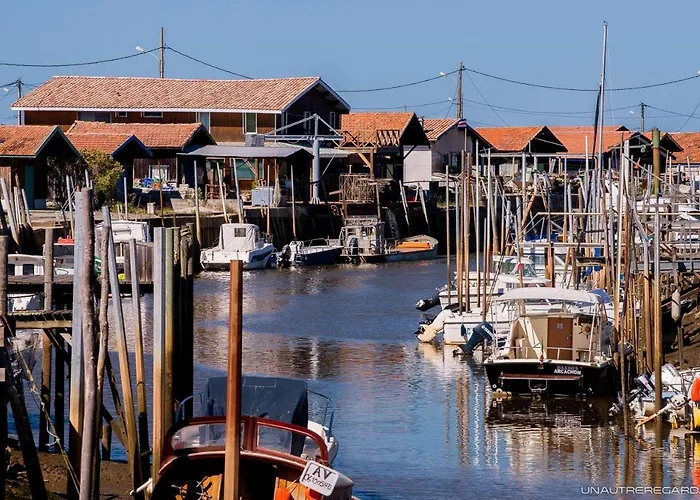 Kerlarros Clim Et Parking Face Gare Et Port شقة غوجان-ميستراس