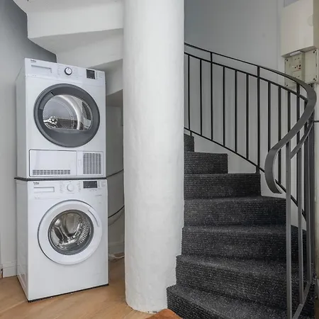 Appartement Kerlarros Clim Et Parking Face Gare Et Port